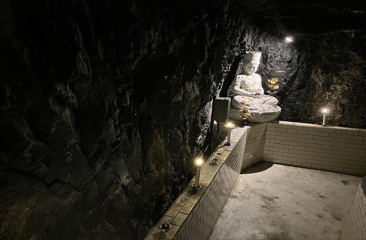 弘峰寺 あんじんの灯