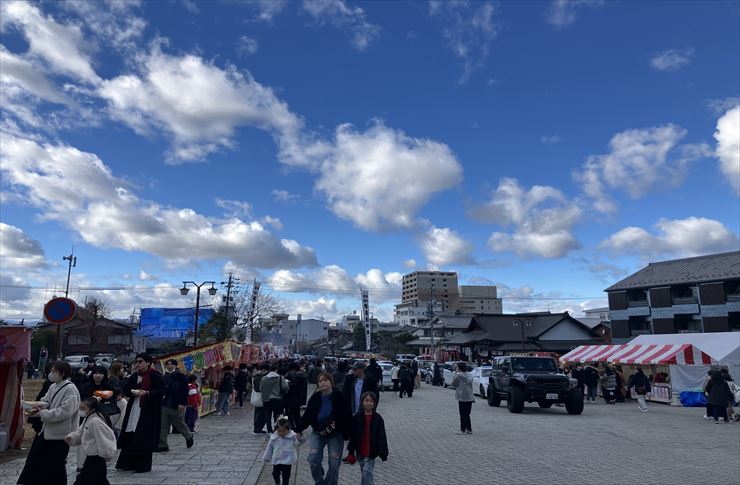 伊奈波神社　混雑